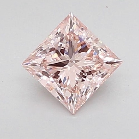 1.17 carats Fancy Pink Princess cut lab diamond